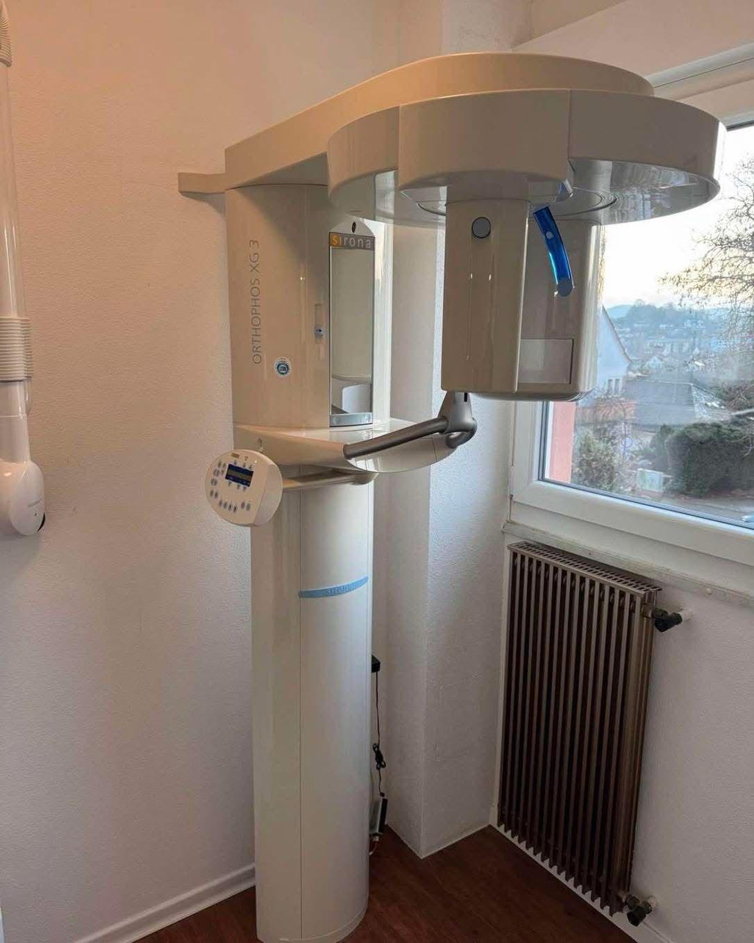 Sirona Orthophos XG 3 – Aparat Radiografik Panoramik Dixhital - Miniaturë 2